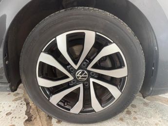 Volkswagen Golf 1.5 eTSI MHEV Active DSG Euro 6 (s/s) 5dr
