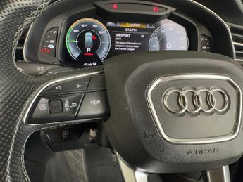 Audi Q7 3.0 TFSIe V6 55 S line Tiptronic quattro Euro 6 (s/s) 5dr 17.9kW