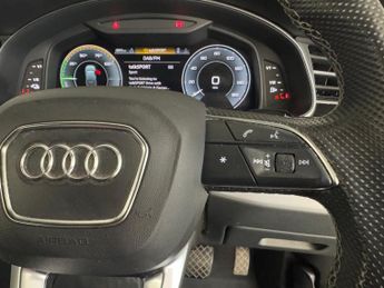 Audi Q7 3.0 TFSIe V6 55 S line Tiptronic quattro Euro 6 (s/s) 5dr 17.9kW