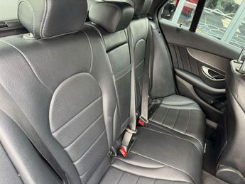 MERCEDES-BENZ C-CLASS 2.1 C220d AMG Line Estate 5dr Diesel G-Tronic+ Euro 6 (s/s) (170