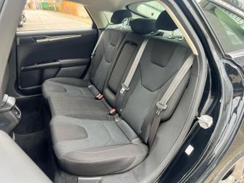 Ford Mondeo 2.0 TDCi Titanium Powershift Euro 6 (s/s) 5dr