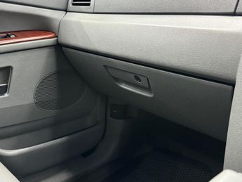 Jeep Grand Cherokee 5.7 Limited 4WD 5dr