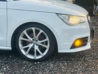 Audi A1 1.4 TFSI CoD Black Edition Sportback S Tronic Euro 5 (s/s) 5dr