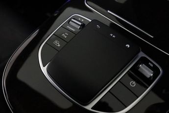 Mercedes-Benz E Class 2.0 E300de 13.5kWh AMG Line Edition G-Tronic+ Euro 6 (s/s) 4dr