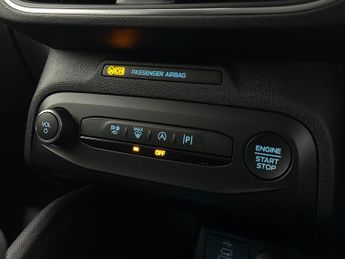 Ford Focus 1.0T EcoBoost MHEV Active Euro 6 (s/s) 5dr