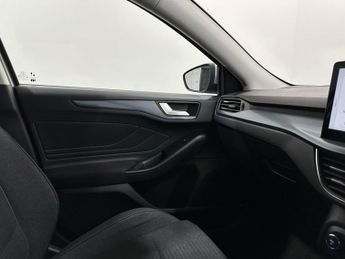Ford Focus 1.0T EcoBoost MHEV Active Euro 6 (s/s) 5dr