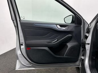 Ford Focus 1.0T EcoBoost MHEV Active Euro 6 (s/s) 5dr