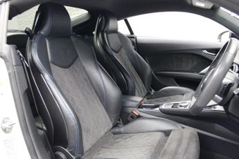 Audi TT 2.0 TFSI 40 Black Edition S Tronic Euro 6 (s/s) 3dr