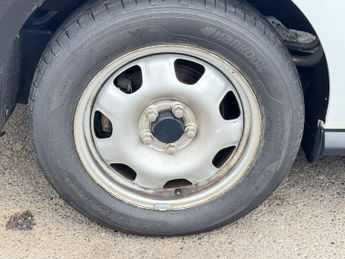 Ford Transit Connect 1.5 240 EcoBlue Leader L2 Euro 6 (s/s) 5dr