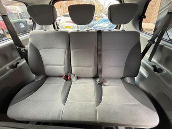 Hyundai i800 2.5 CRDi SE Nav Auto Euro 6 5dr