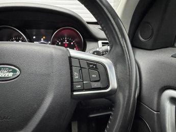 Land Rover Discovery Sport 2.0 TD4 HSE Black Auto 4WD Euro 6 (s/s) 5dr