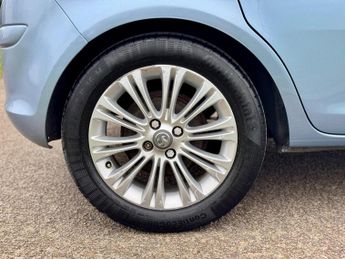 Vauxhall Corsa 1.4 16V SE Auto Euro 5 5dr
