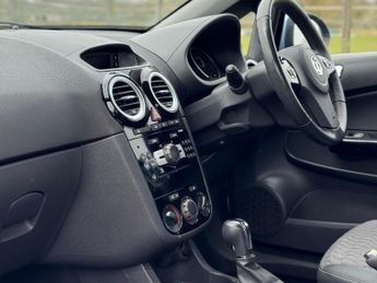 Vauxhall Corsa 1.4 16V SE Auto Euro 5 5dr