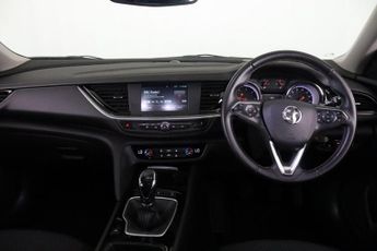 Vauxhall Insignia 1.5 Turbo D SE Nav Grand Sport Euro 6 (s/s) 5dr