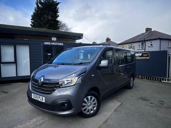 Renault Trafic 1.6 dCi 29 Sport Nav LWB Euro 6 5dr (9 Seat)