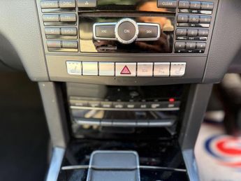 Mercedes-Benz E Class 5.5 E63 V8 BiTurbo AMG SpdS MCT Euro 6 (s/s) 4dr