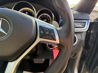 Mercedes-Benz E Class 5.5 E63 V8 BiTurbo AMG SpdS MCT Euro 6 (s/s) 4dr