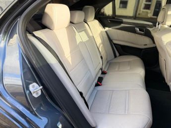 Mercedes-Benz E Class 5.5 E63 V8 BiTurbo AMG SpdS MCT Euro 6 (s/s) 4dr