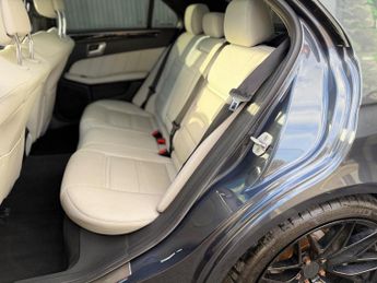 Mercedes-Benz E Class 5.5 E63 V8 BiTurbo AMG SpdS MCT Euro 6 (s/s) 4dr
