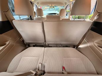 Toyota Estima 2.4 Petrol Hybrid 8 Seater Ulez
