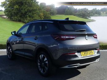 Vauxhall Grandland X 1.2 Turbo SRi Nav Auto Euro 6 (s/s) 5dr