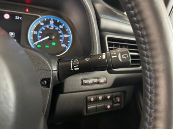 Nissan Leaf 39kWh Tekna Auto 5dr