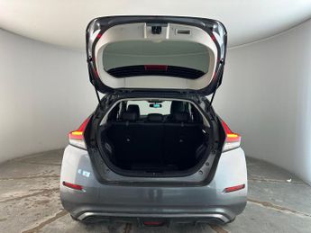 Nissan Leaf 39kWh Tekna Auto 5dr
