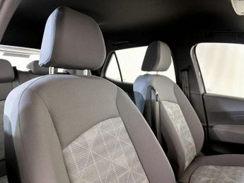 Volkswagen ID.3 Pure Performance 45kWh Life Auto 5dr