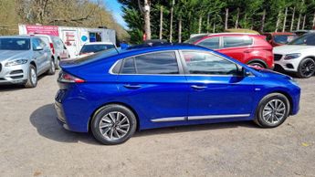 Hyundai IONIQ 38.3kWh Premium SE Auto 5dr