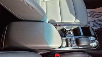 Hyundai IONIQ 38.3kWh Premium SE Auto 5dr