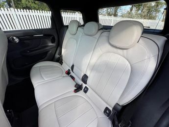 MINI Countryman 1.5 Cooper Auto Euro 6 (s/s) 5dr