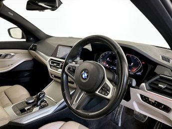 BMW 3 Series 2.0 320d M Sport Touring Auto xDrive Euro 6 (s/s) 5dr