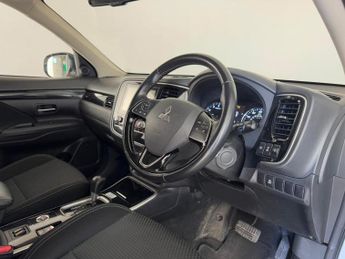 Mitsubishi Outlander 2.0 MIVEC Design CVT 4WD Euro 6 (s/s) 5dr