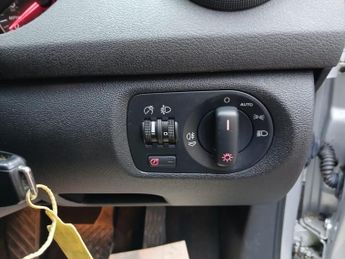 Audi A3 2.0 TDI SE Sportback 5dr Diesel DSG (157 g/km, 140 bhp)