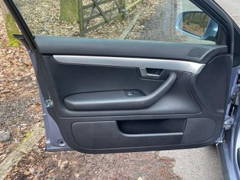 Audi A4 Avant 2.0 TDI S line Estate 5dr Diesel CVT (173 g/km, 138 bhp)
