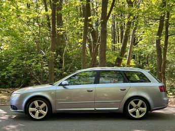 Audi A4 Avant 2.0 TDI S line Estate 5dr Diesel CVT (173 g/km, 138 bhp)