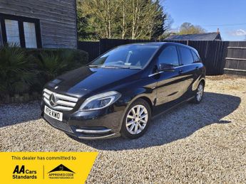 Mercedes B Class 1.6 B180 BlueEfficiency SE 7G-DCT Euro 5 (s/s) 5dr