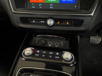MG MG5 61.1kWh Exclusive Long Range Auto 5dr
