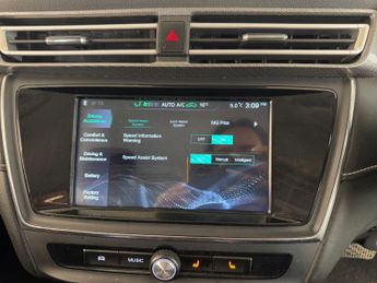 MG MG5 61.1kWh Exclusive Long Range Auto 5dr