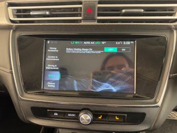 MG MG5 61.1kWh Exclusive Long Range Auto 5dr