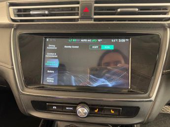 MG MG5 61.1kWh Exclusive Long Range Auto 5dr