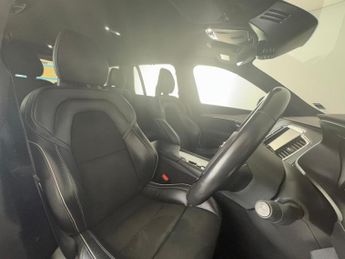 Volvo XC90 2.0 B5 MHEV R-Design Auto 4WD Euro 6 (s/s) 5dr