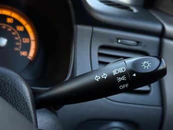 Kia Rio 1.4 3 5dr