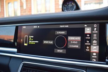 Porsche Panamera 2.9 V6 E-Hybrid 17.9kWh 4 Platinum Edition Saloon PDK 4WD Euro 6