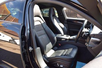 Porsche Panamera 2.9 V6 E-Hybrid 17.9kWh 4 Platinum Edition Saloon PDK 4WD Euro 6