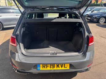 Volkswagen Golf 1.5 TSI EVO R-Line DSG Euro 6 (s/s) 5dr