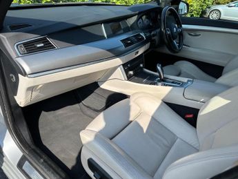 BMW 5 Series Gran Turismo 2.0 520d M Sport GT Auto Euro 6 (s/s) 5dr
