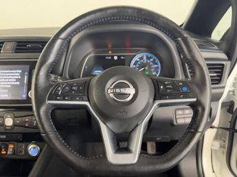 Nissan Leaf 39kWh Tekna Auto 5dr