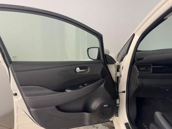 Nissan Leaf 39kWh Tekna Auto 5dr