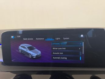 Mercedes-Benz A Class 1.3 A180 AMG Line (Premium) 7G-DCT Euro 6 (s/s) 5dr